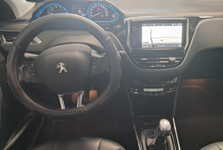 Peugeot 2008 1.2  PureTech 130ch SS BVM6 - Allure - PARFAIT ETAT - ENTETIENT&DISTRI OK - GARANTIE -