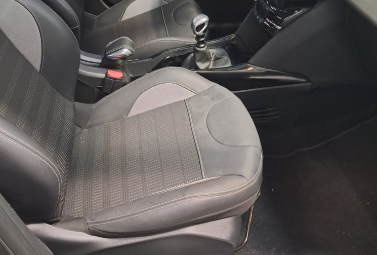 Peugeot 2008 1.2  PureTech 130ch SS BVM6 - Allure - PARFAIT ETAT - ENTETIENT&DISTRI OK - GARANTIE -