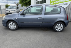 Renault Clio II CAMPUS 75CH AUTHENTIQUE 3P