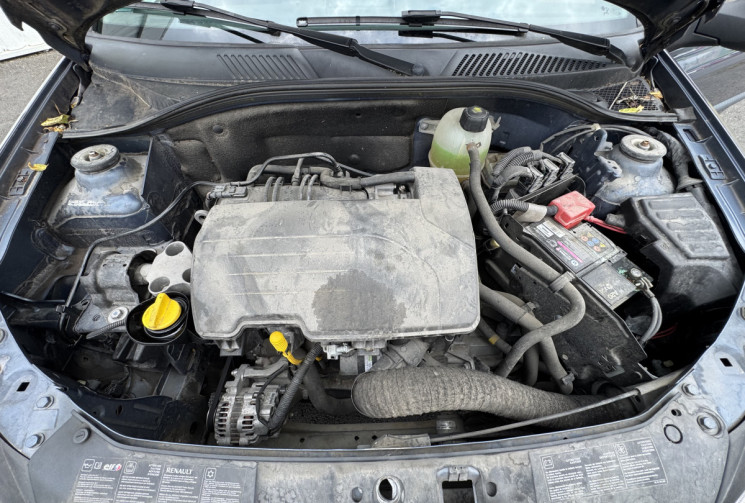 Renault Clio II CAMPUS 75CH AUTHENTIQUE 3P