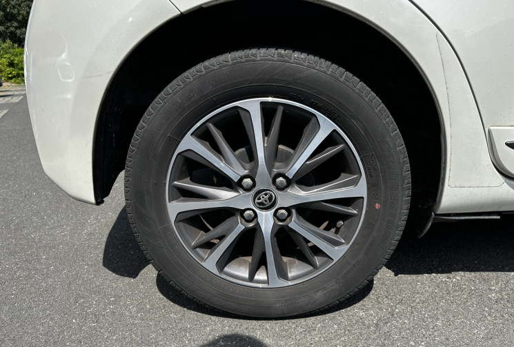 Toyota Yaris 110 VVT-i Design Y20 5p MY19