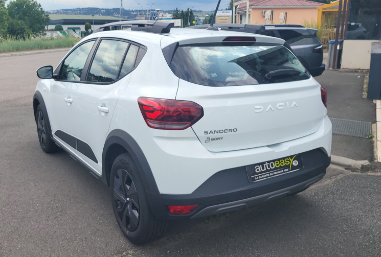 Dacia Sandero stepway eco G 100 expression CAMERA  + TOIT OUVRANT