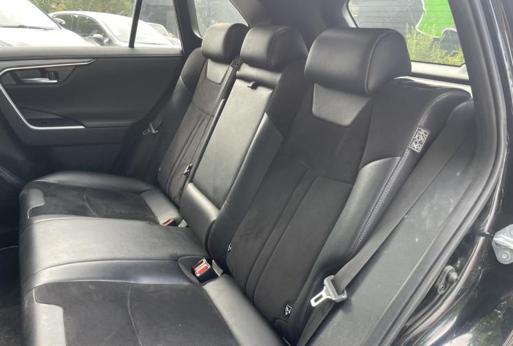 Toyota RAV4 Hybride 222 4WD Black Edition
