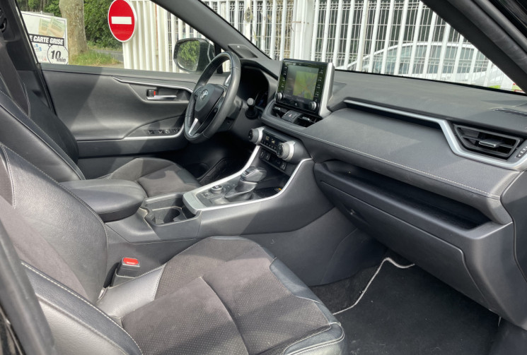 Toyota RAV4 Hybride 222 4WD Black Edition