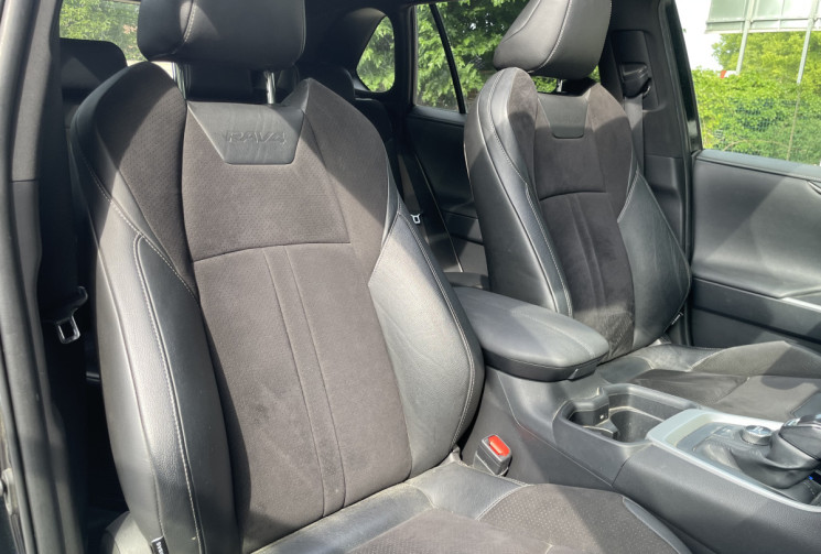 Toyota RAV4 Hybride 222 4WD Black Edition
