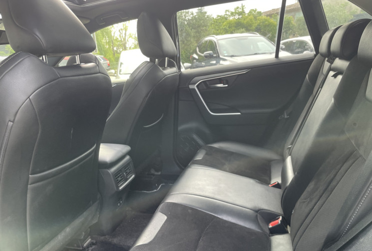 Toyota RAV4 Hybride 222 4WD Black Edition