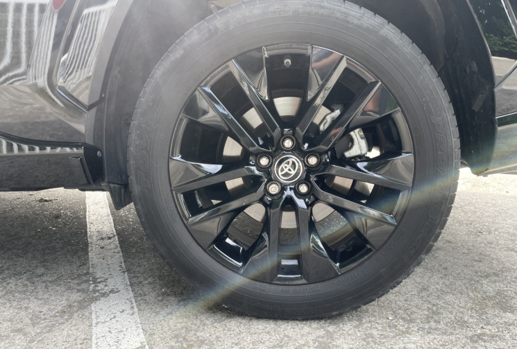 Toyota RAV4 Hybride 222 4WD Black Edition