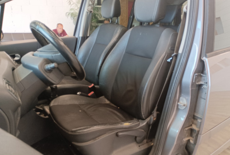 Renault MODUS POUR PRO DE L'AUTO Phase 2 1.5 dCi eco2 86 cv