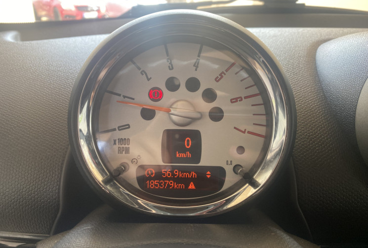 Mini Countryman R60 Cooper SD Red Hot Chili 143 CV