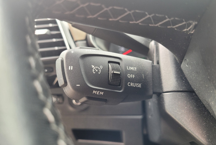 DS DS 7 BLUE HDI 130 CH CHIC
