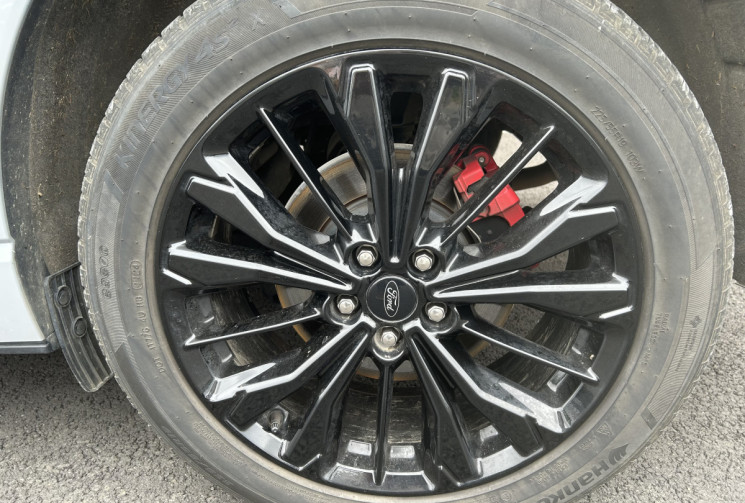 Ford Kuga Graphite Tech 2.5 duratech190 cv E85