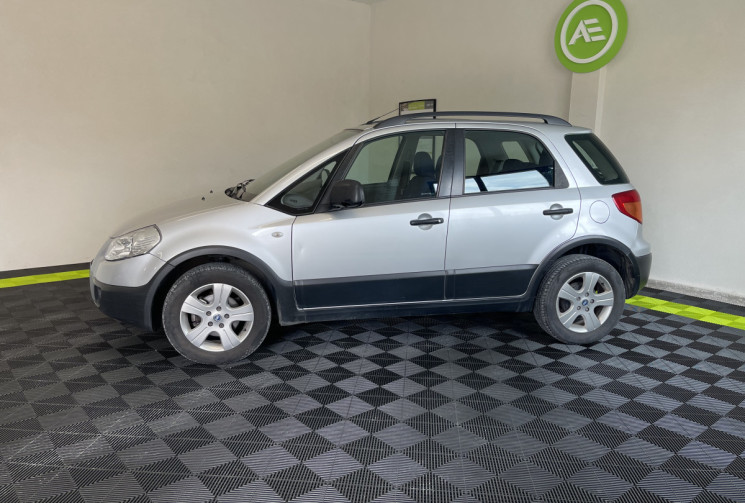 FIAT Sedici 1.9 Multijet 8v 120ch Dynamic 4x4 5p + Jantes Alu / Idem Suzuki SX4