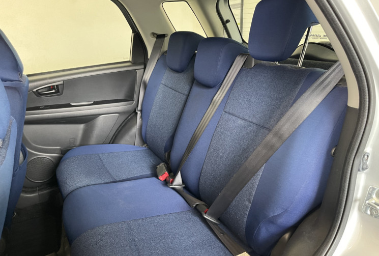 FIAT Sedici 1.9 Multijet 8v 120ch Dynamic 4x4 5p + Jantes Alu / Idem Suzuki SX4
