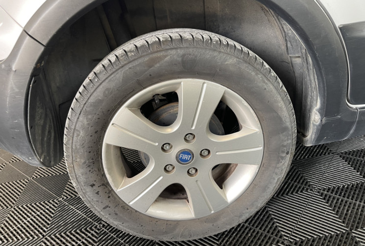 FIAT Sedici 1.9 Multijet 8v 120ch Dynamic 4x4 5p + Jantes Alu / Idem Suzuki SX4