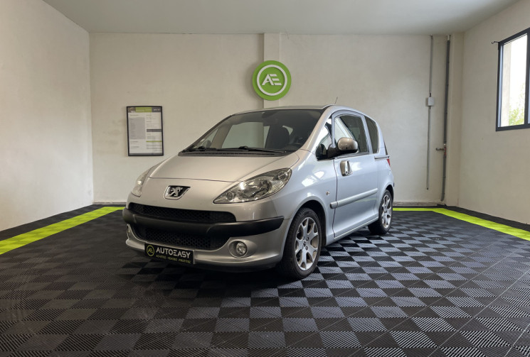Peugeot 1007 1.6 16v 110 cv Sporty Pack 2-Tronic + Attelage