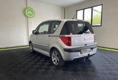 Peugeot 1007 1.6 16v 110 cv Sporty Pack 2-Tronic + Attelage