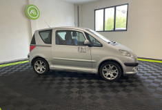 Peugeot 1007 1.6 16v 110 cv Sporty Pack 2-Tronic + Attelage