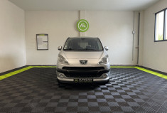 Peugeot 1007 1.6 16v 110 cv Sporty Pack 2-Tronic + Attelage