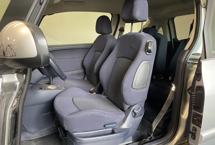 Peugeot 1007 1.6 16v 110 cv Sporty Pack 2-Tronic + Attelage // Kit Distri neuf // Garantie 12 Mois