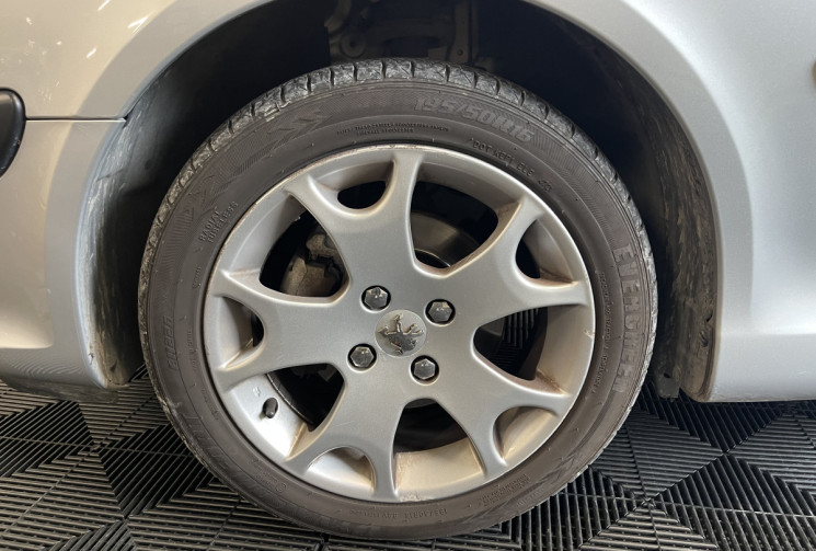 Peugeot 1007 1.6 16v 110 cv Sporty Pack 2-Tronic + Attelage // Kit Distri neuf // Garantie 12 Mois