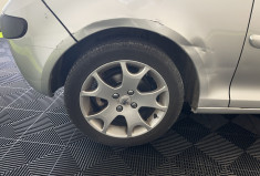 Peugeot 1007 1.6 16v 110 cv Sporty Pack 2-Tronic + Attelage