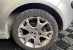 Peugeot 1007 1.6 16v 110 cv Sporty Pack 2-Tronic + Attelage