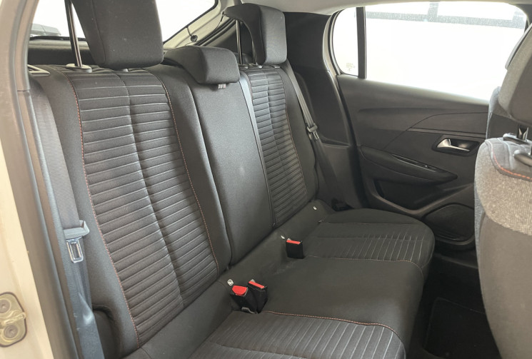Peugeot 208  S&S Active Pack EAT8   II 1.2 PureTech 100ch // DISTRIBUTION OK