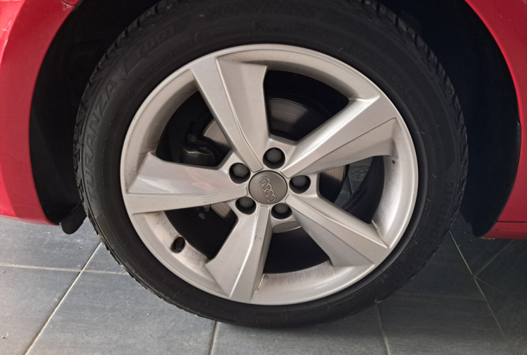 Audi A1  1.0 TFSI 95 ultra Ambition S tronic 7 * PARFAIT ETAT * SUIVI ENTRETIENT * 