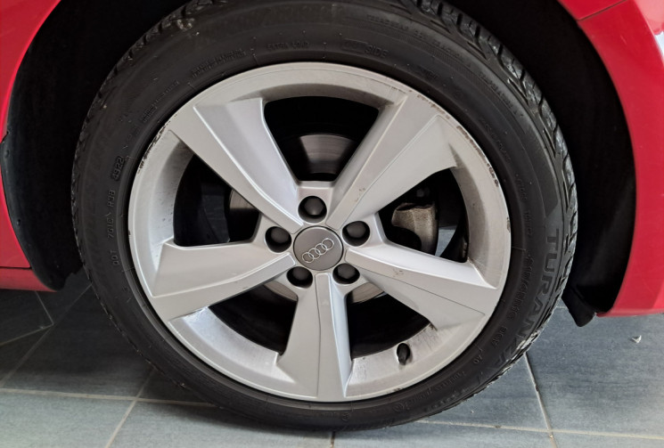 Audi A1  1.0 TFSI 95 ultra Ambition S tronic 7 * PARFAIT ETAT * SUIVI ENTRETIENT * 