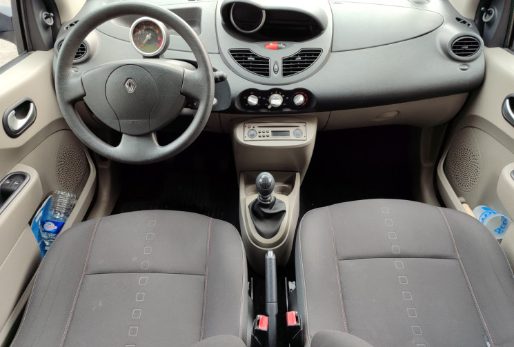 Renault Twingo 2 1.2 i  75 cv