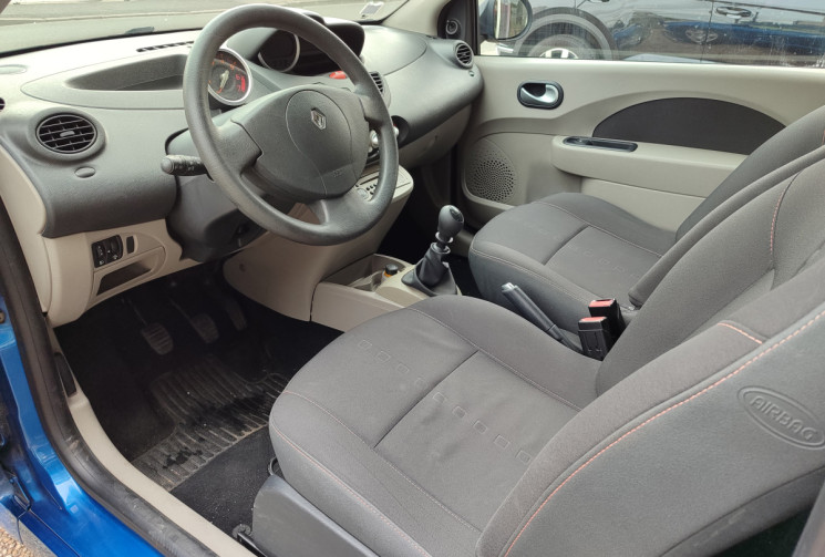 Renault Twingo 2 1.2 i  75 cv