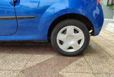 Renault Twingo 2 1.2 i  75 cv