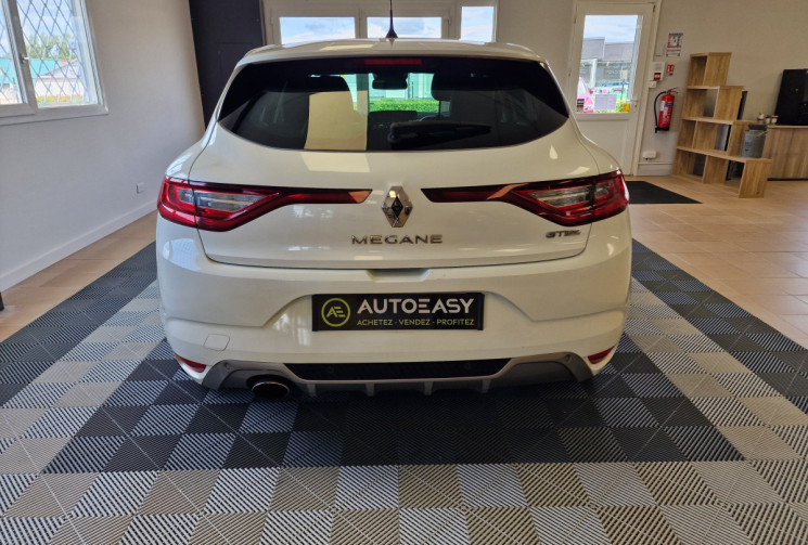 Renault Megane 4 HATCHBACK 1.2 TCE  EDC7 130 INTENS PACK GT LINE / TOIT OUVRANT 