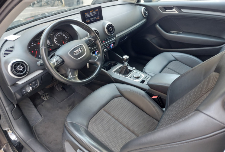 Audi A3 1.6 TDI 110CH AMBIENTE