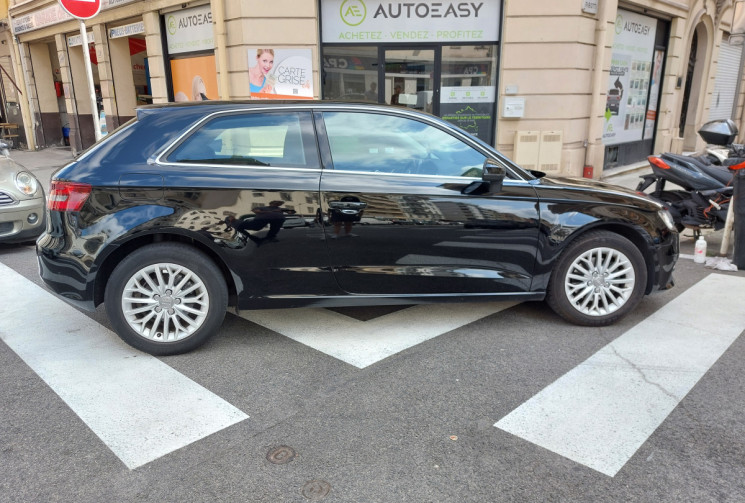 Audi A3 1.6 TDI 110CH AMBIENTE