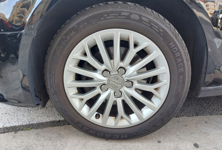 Audi A3 1.6 TDI 110CH AMBIENTE