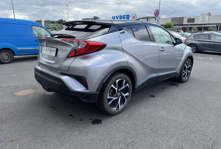 Toyota C-HR 122ch Graphic 2WD / SIEGES CHAUFFANTS / CAMERA DE RECUL
