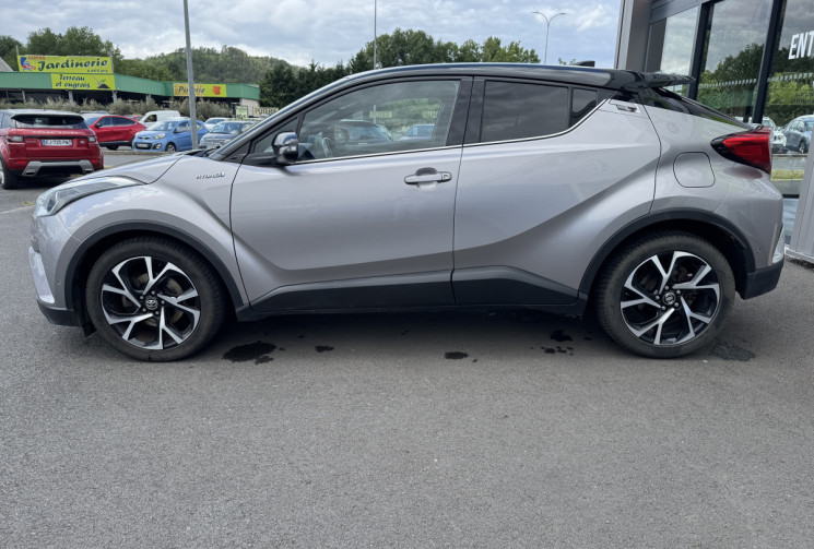 Toyota C-HR 122ch Graphic 2WD / SIEGES CHAUFFANTS / CAMERA DE RECUL