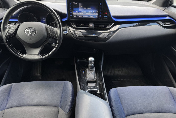 Toyota C-HR 122ch Graphic 2WD / SIEGES CHAUFFANTS / CAMERA DE RECUL