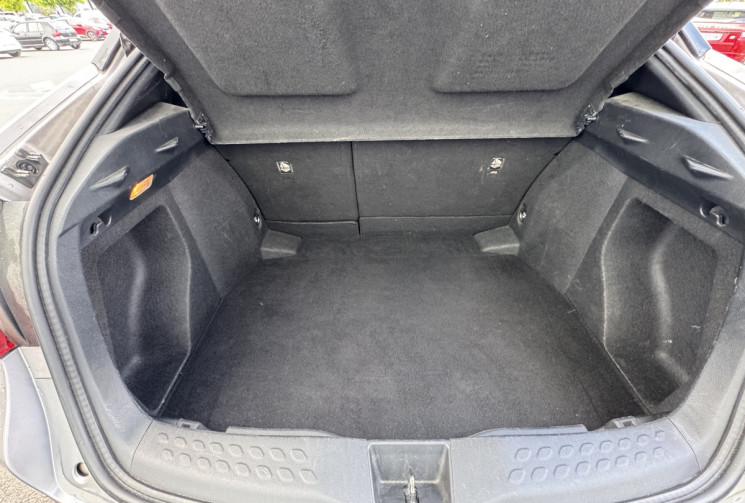 Toyota C-HR 122ch Graphic 2WD / SIEGES CHAUFFANTS / CAMERA DE RECUL