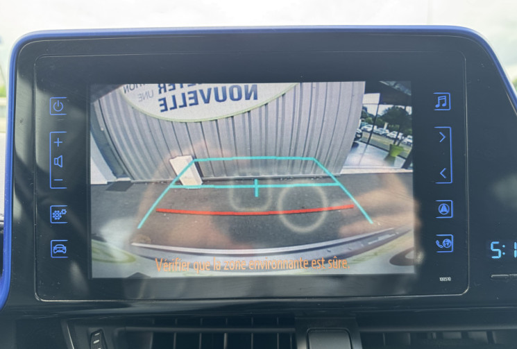 Toyota C-HR 122ch Graphic 2WD / SIEGES CHAUFFANTS / CAMERA DE RECUL