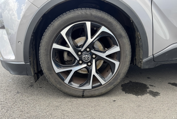 Toyota C-HR 122ch Graphic 2WD / SIEGES CHAUFFANTS / CAMERA DE RECUL