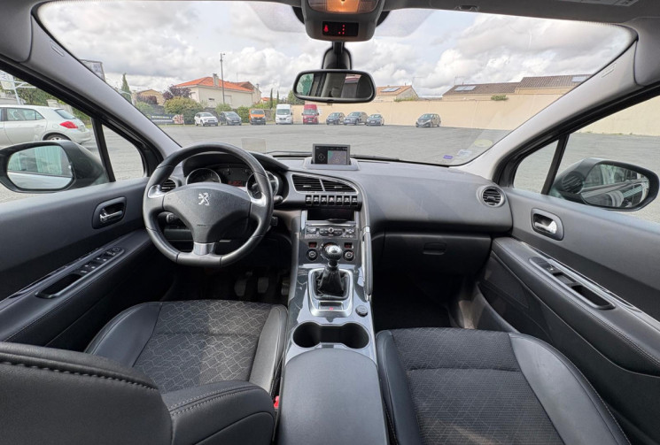 Peugeot 3008  I PH2 1.6 HDI 120 ALLURE/ TOIT PANORAMIQUE/ DISTRIBUTION OK/ GARANTIE 12 MOIS
