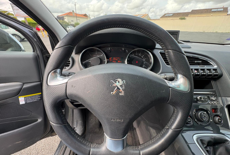 Peugeot 3008  I PH2 1.6 HDI 120 ALLURE/ TOIT PANORAMIQUE/ DISTRIBUTION OK/ GARANTIE 12 MOIS