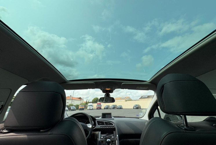 Peugeot 3008  I PH2 1.6 HDI 120 ALLURE/ TOIT PANORAMIQUE/ DISTRIBUTION OK/ GARANTIE 12 MOIS