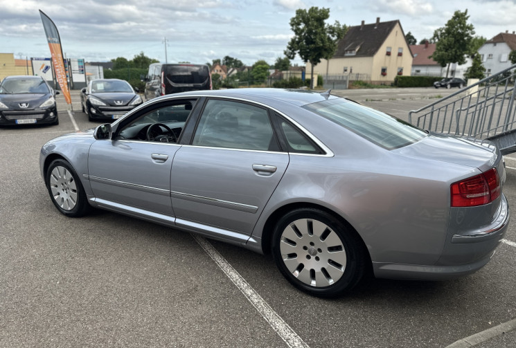 Audi A8 AVUS 3.0 TDI 232CV QUATTRO