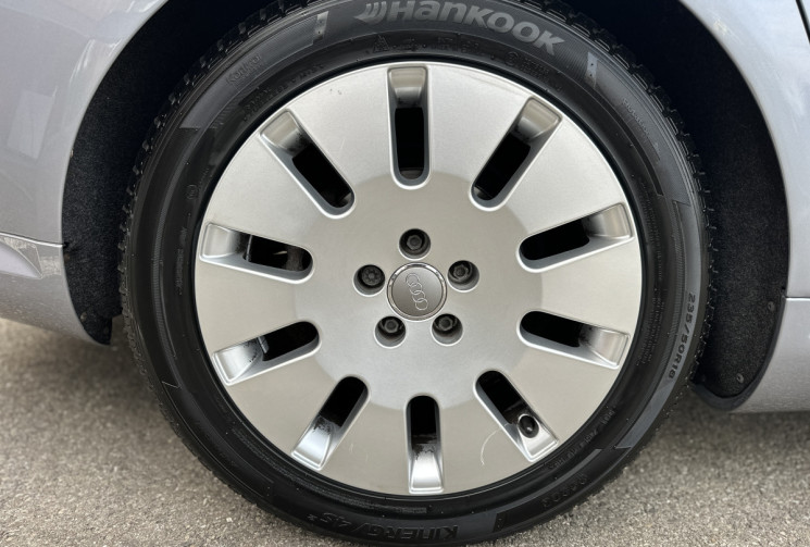 Audi A8 AVUS 3.0 TDI 232CV QUATTRO