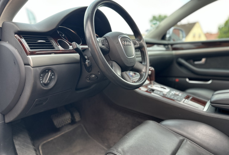 Audi A8 AVUS 3.0 TDI 232CV QUATTRO