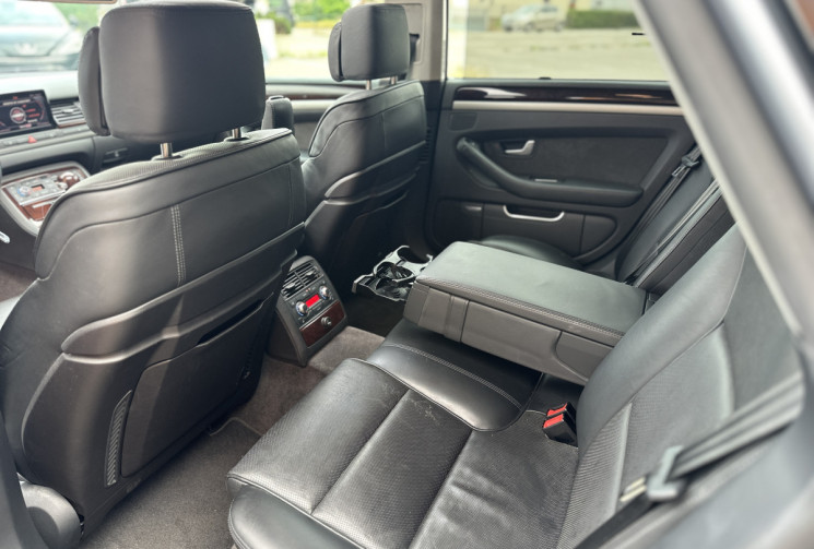 Audi A8 AVUS 3.0 TDI 232CV QUATTRO