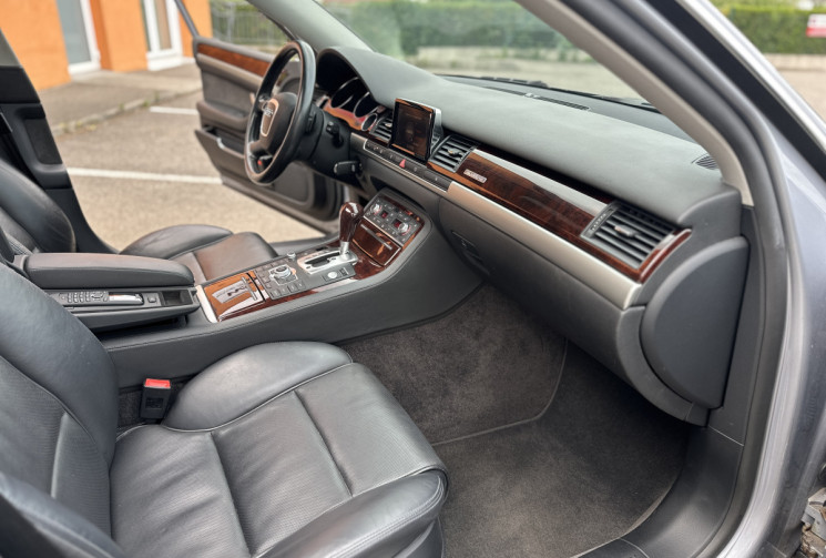 Audi A8 AVUS 3.0 TDI 232CV QUATTRO